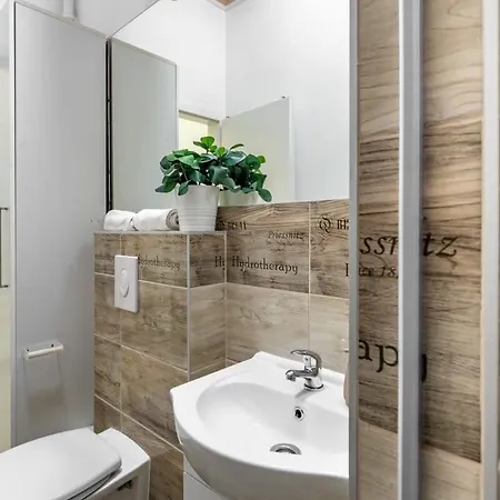 Apartment New And Convenient Budapest