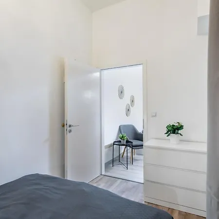 Apartment New And Convenient *