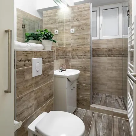 Apartment New And Convenient Budapest