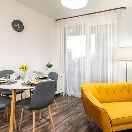 Balcony - Easy Parking - Comfy Apartman *