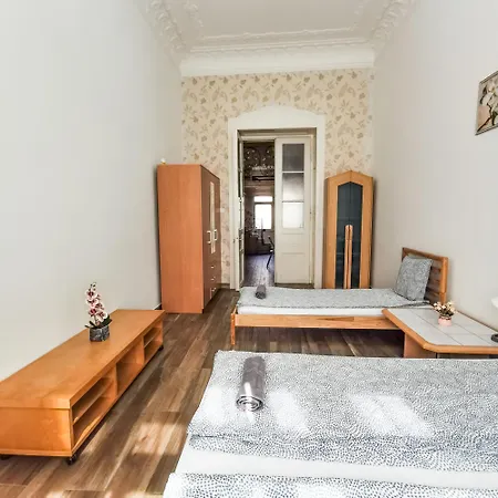 Urban Oasis Close To The Area Of Universities * Boedapest