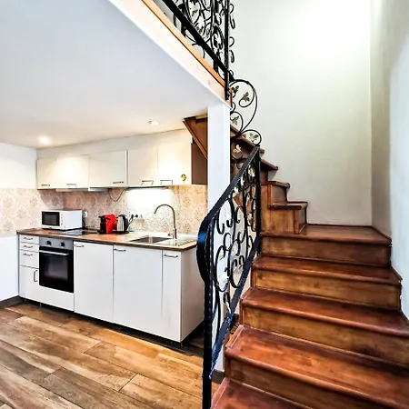 Appartement Urban Oasis Close To The Area Of Universities *
