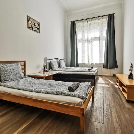 Appartement Urban Oasis Close To The Area Of Universities Boedapest