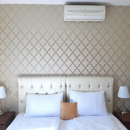 Trendy Deluxe Apart Otel 4*