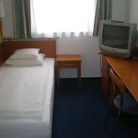 Hotell Veritas 3*