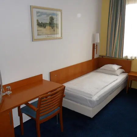 Hotell Veritas 3*