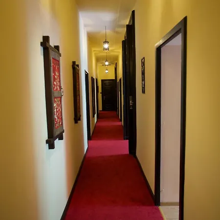 Hotell Andrassy Thai Budapest