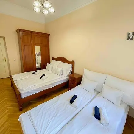Apartman Spacious Retreat By Puskas Arena *