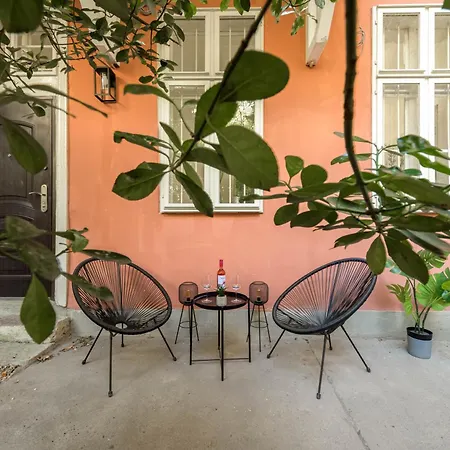 Apartment Seasons Garden Budapest