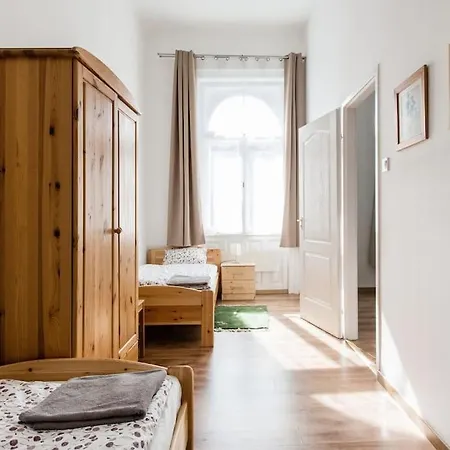 Apartment Comfortable Flat With Prime Location Near Oktogon Budapest