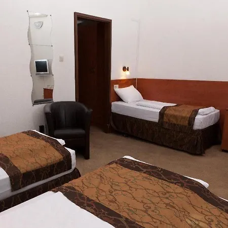 Hostel Equity Point *