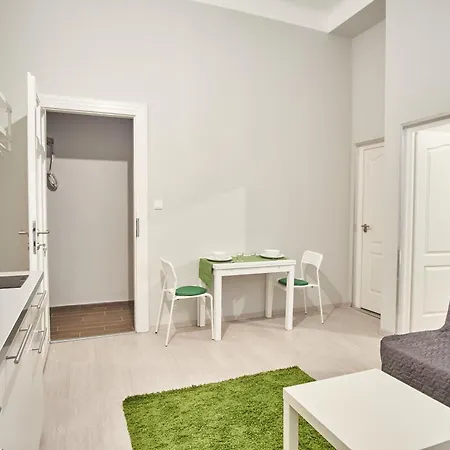 Hild-2 | Budapest
