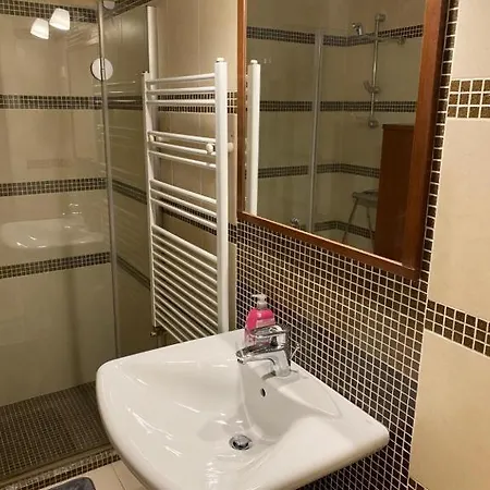 Appartamento Place With Balcony Budapest