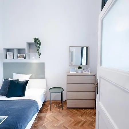 Excellent Location Lovely With Ac Apartamento Budapeste