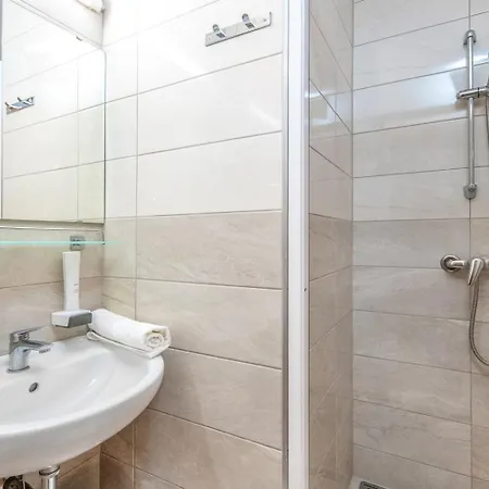Corvin Aparthotel