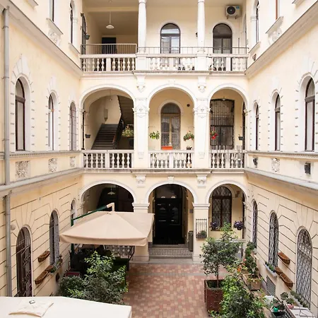 Danube Dwelling Akacfa 41 Appartamento