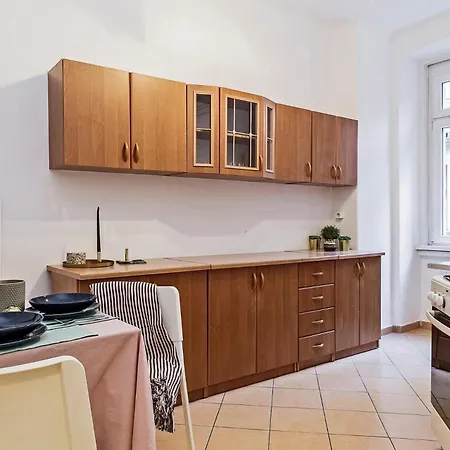 Apartment Cozy 4 Bedroom Overlooking The Basilica Budapest