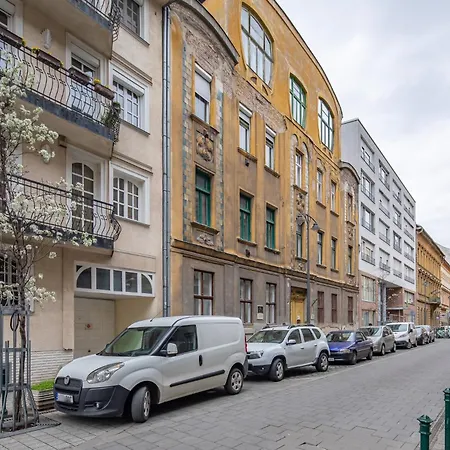 Very Central New Comfy Studio Loft Будапешт