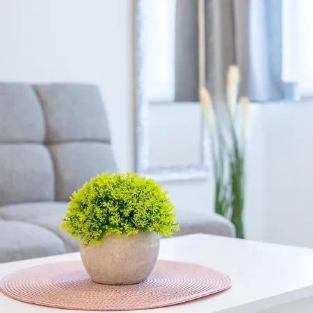 Апартаменты Very Central New Comfy Studio Loft Будапешт