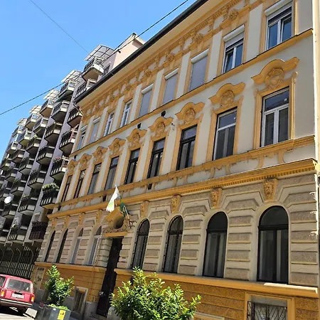 Urban Nest Apartment Budapest