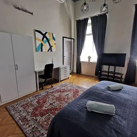 Astoria Downtown Apartment Budapest