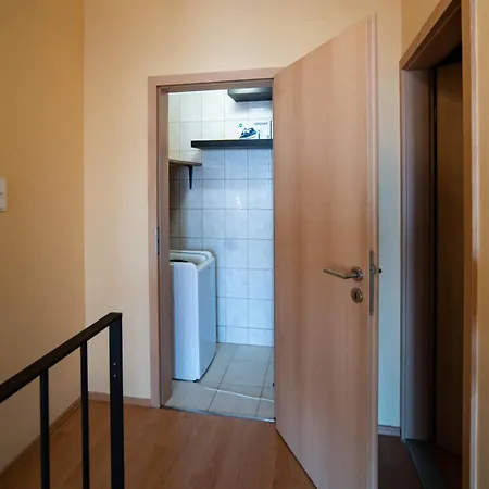 Free Parking- Gellert View 4ppl * Budapest