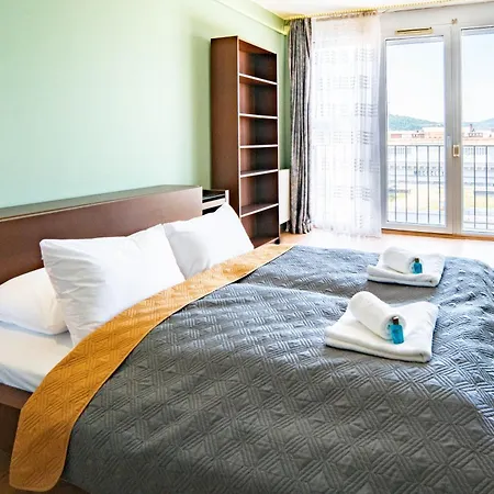 Apartment Free Parking- Gellert View 4ppl Budapest