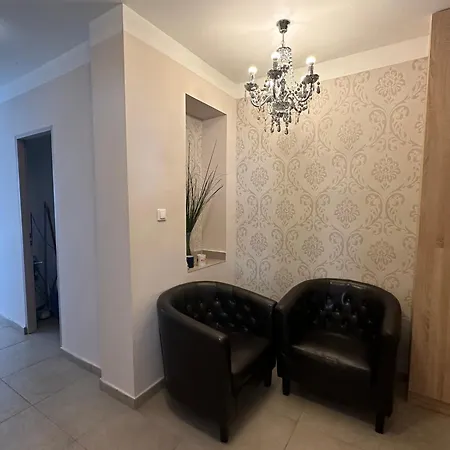 Apartment Bright Apartment In The Most Beautiful Street Of Budapest Vaci Street, Fashion Street