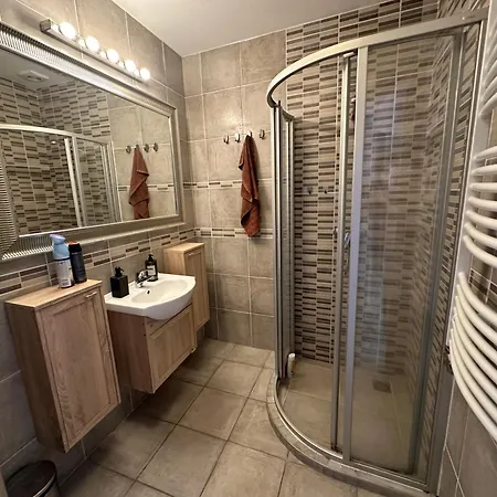 Bright Apartment In The Most Beautiful Street Of Budapest Vaci Street, Fashion Street