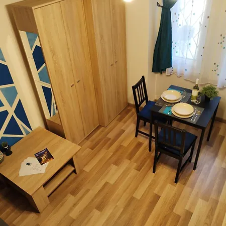 Apartment Blueroom - 15-minute Walk From Danube Budapest
