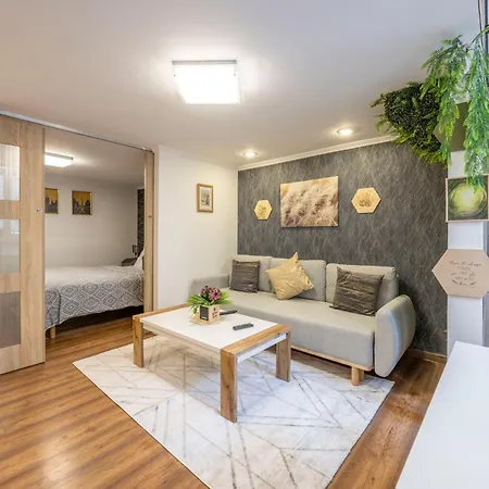 Cozy & Homy In The Heart Of Apartment Budapest
