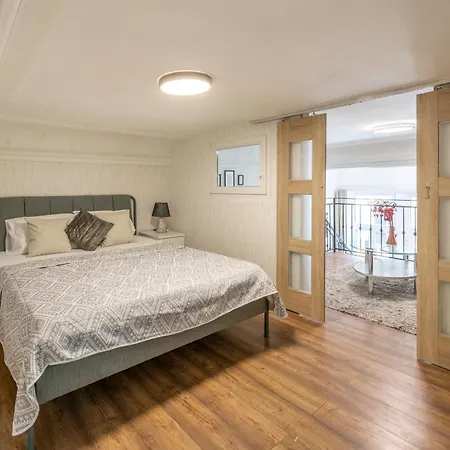 Cozy & Homy In The Heart Of Budapest