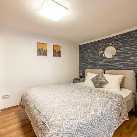 Apartment Cozy & Homy In The Heart Of Budapest