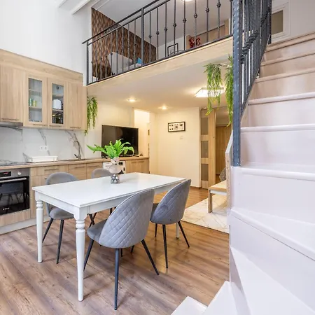 Cozy & Homy In The Heart Of * Budapest