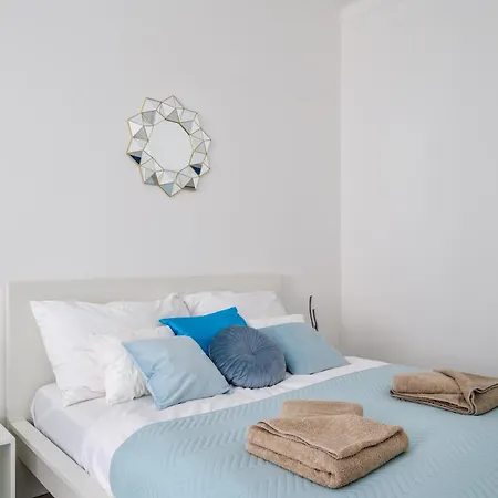 Oasis 2 Bd Budapest