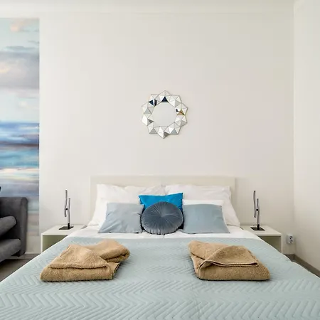 Oasis 2 Bd Budapest