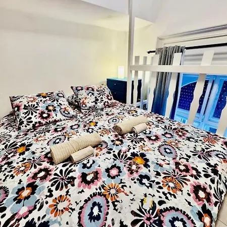 L1 Centre Loft Apartament *