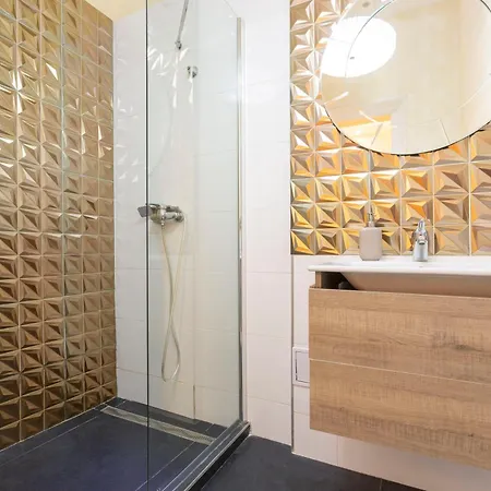 Apartment Deluxe Center Izabella By Cavaland Budapest