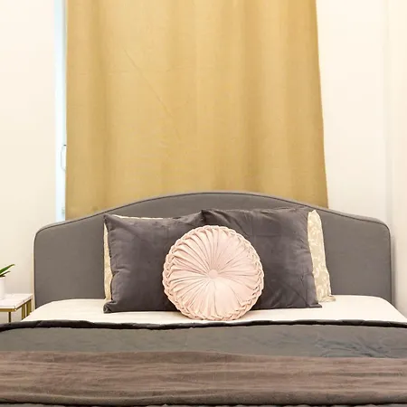 Deluxe Center Izabella By Cavaland Apartment Budapest