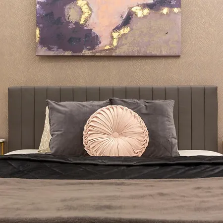 Apartment Deluxe Center Izabella By Cavaland Budapest