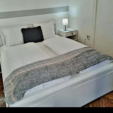 Csanady Fabulous Apartament *