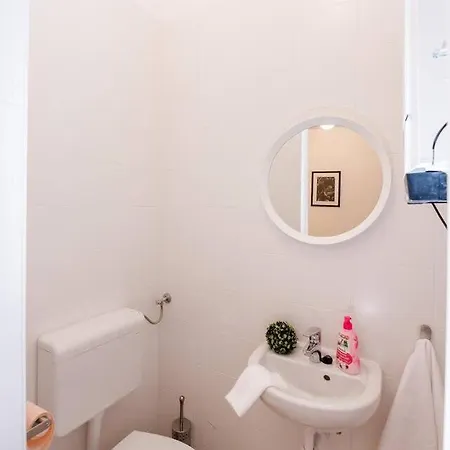 Brand New Ac Apartment