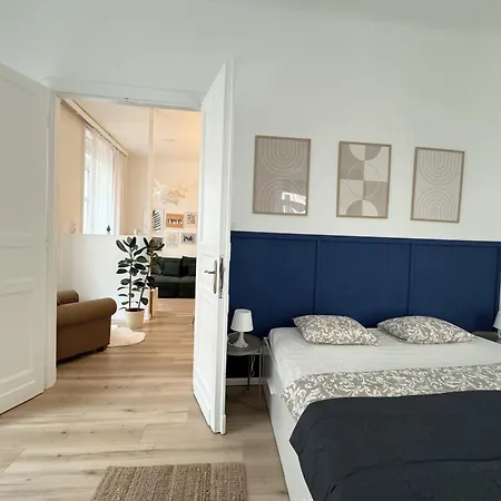 Danube Escapes Budapest- 3br 公寓