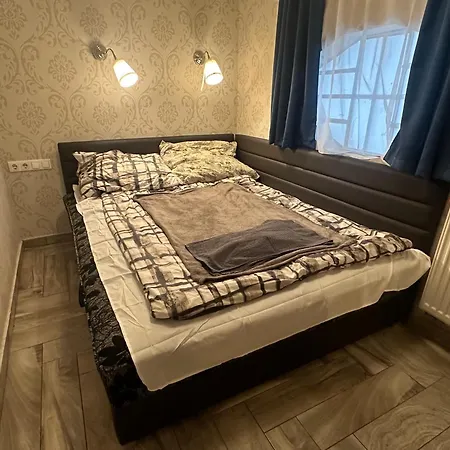 Apartment Bright Apartment In The Most Beautiful Street Of Budapest Vaci Street, Fashion Street