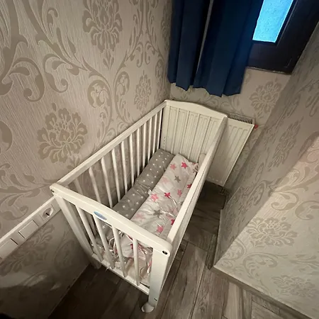 Apartment Bright Apartment In The Most Beautiful Street Of Budapest Vaci Street, Fashion Street Budapest