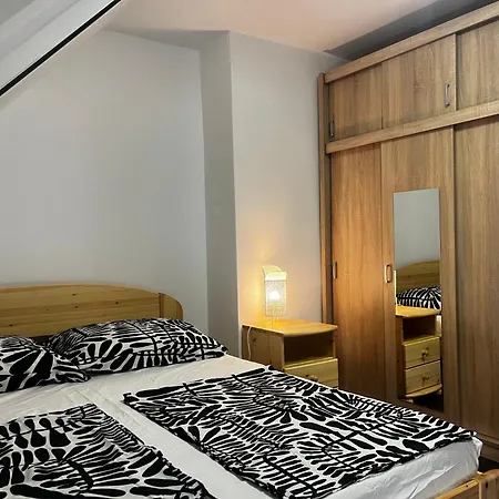 Apartament Rediapartmanok