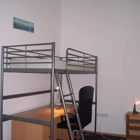 Universal Hostel *