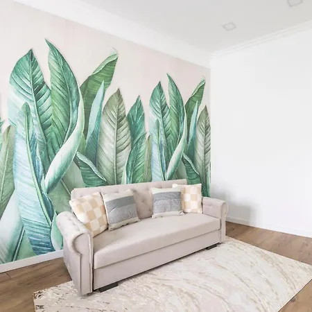 Apartment Luxy Spacious & Cozy With Balcony *
