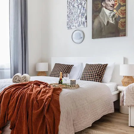 Oasis - Modern Charm, Timeless Comfort Budapest