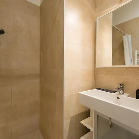 Appartamento Spacious By Opera Budapest